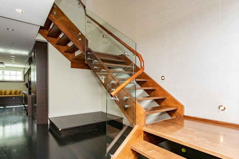 1542 W 28th Avenue Vancouver, BC - 21