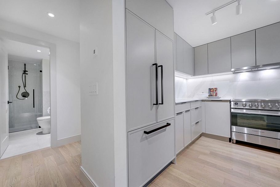 6 632 E 3rd Street North Vancouver, BC - 13