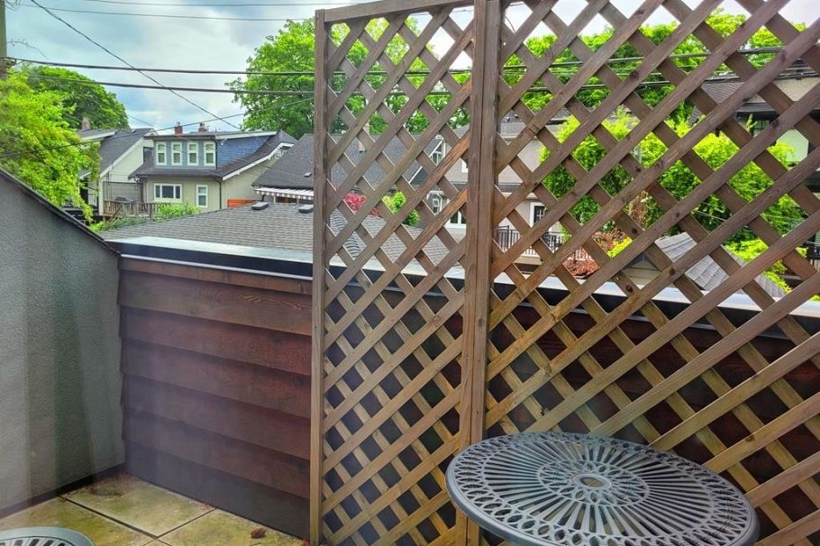 3346 W 10th Avenue Vancouver, BC - 26