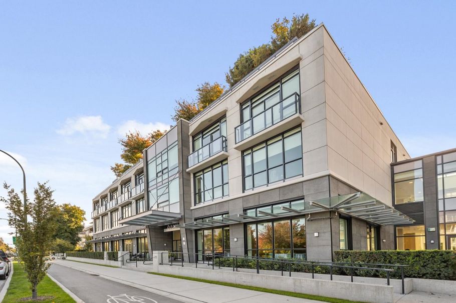 578 438 W King Edward Avenue Vancouver, BC - 1