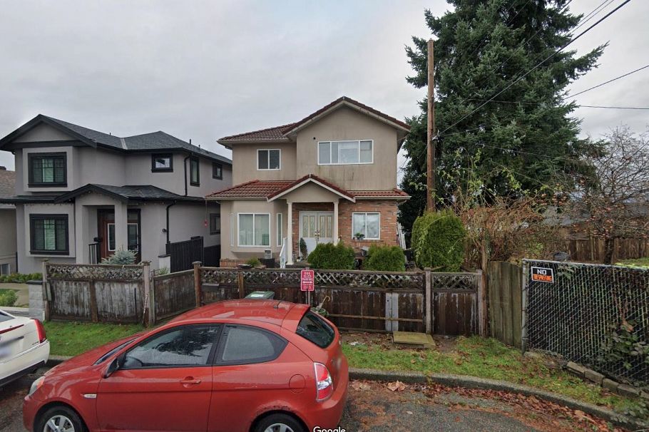 4829 Payne Street Vancouver, BC - 1