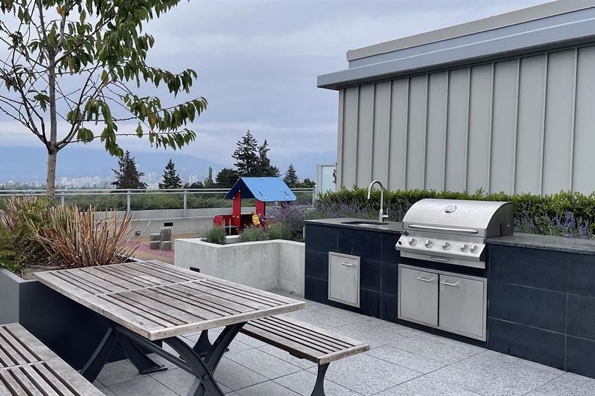 306 4988 Cambie Street Vancouver, BC - 7