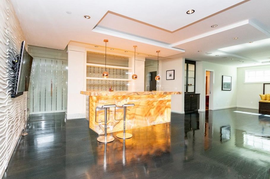 1542 W 28th Avenue Vancouver, BC - 18