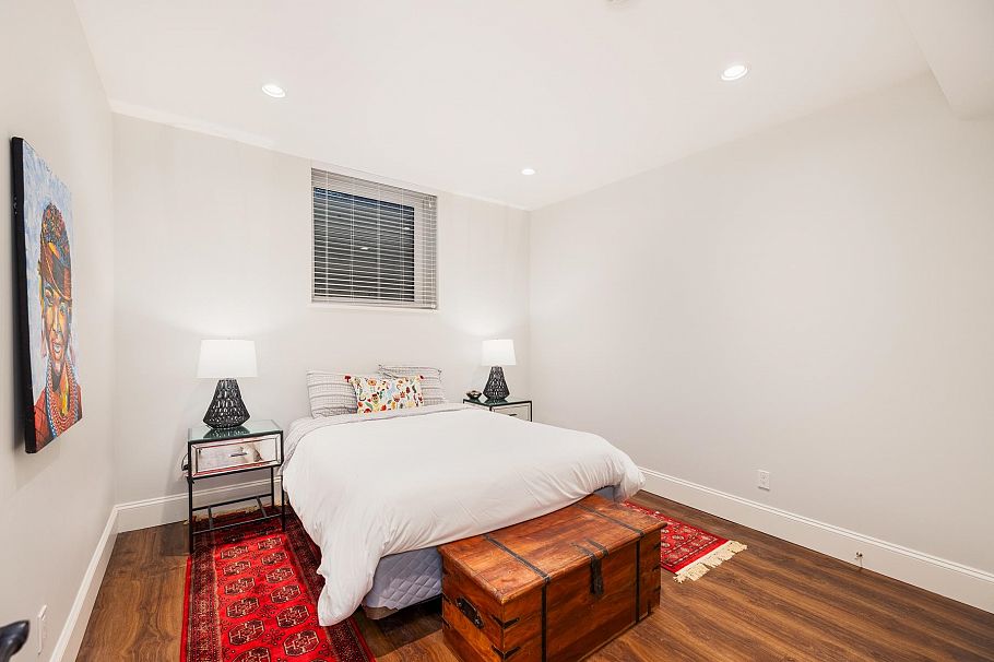 3850 St. Marys Avenue North Vancouver, BC - 31