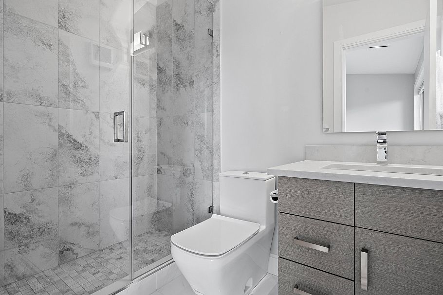 503 Crestwood Avenue North Vancouver, BC - 34