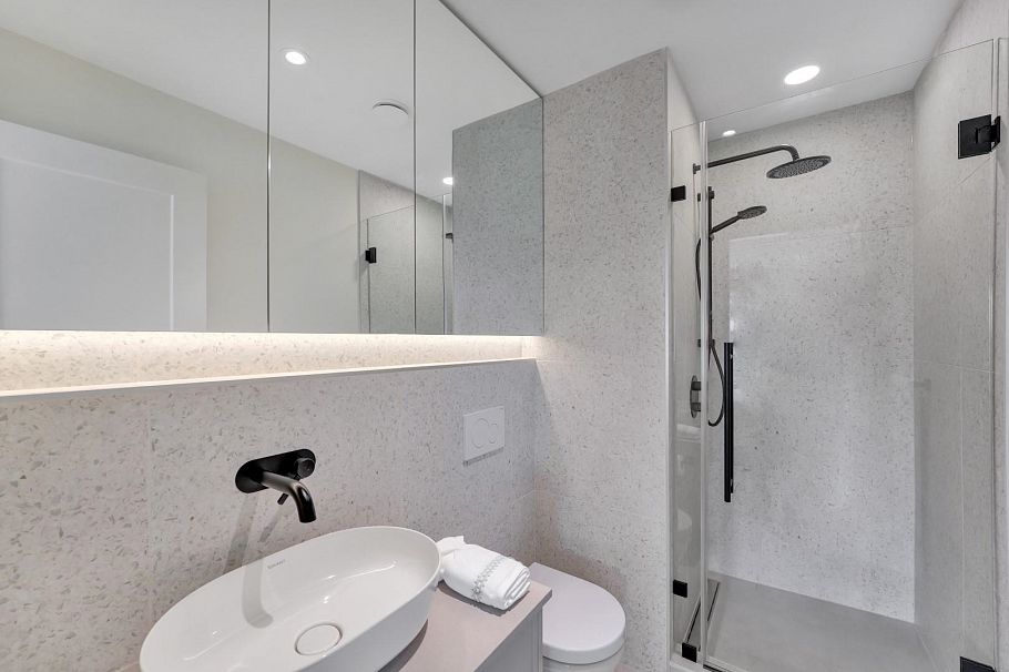 6 632 E 3rd Street North Vancouver, BC - 27