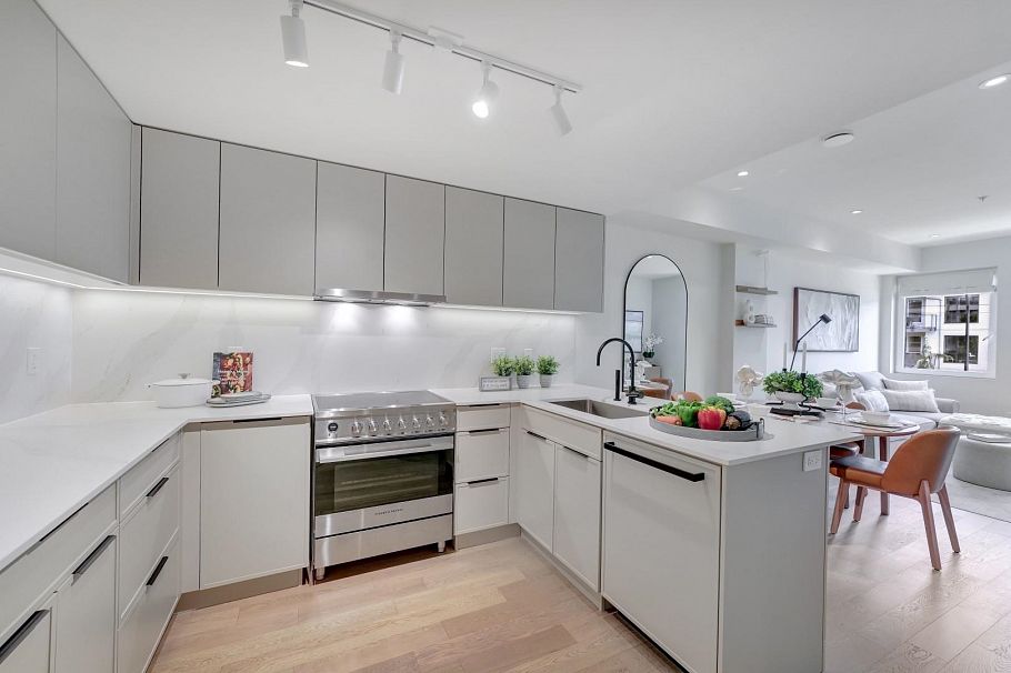 6 632 E 3rd Street North Vancouver, BC - 12