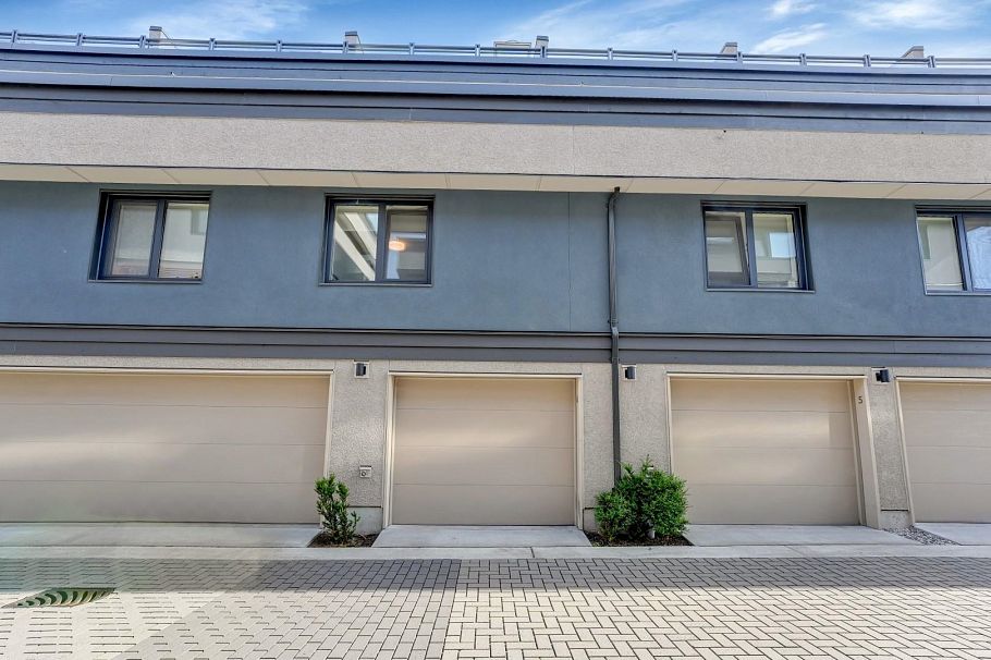 6 632 E 3rd Street North Vancouver, BC - 39