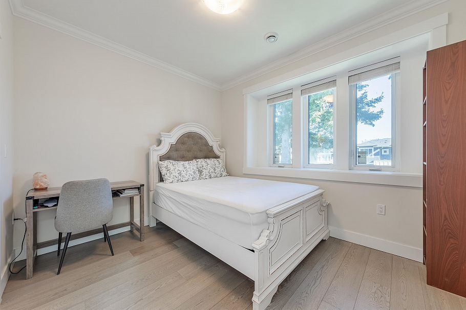 5887 Battison Street Vancouver, BC - 16