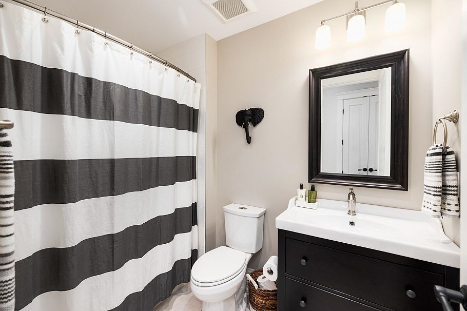 3850 St. Marys Avenue North Vancouver, BC - 32