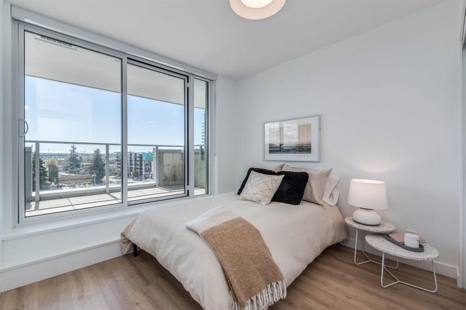 610 1500 Fern Street North Vancouver, BC - 12