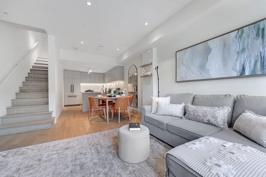 6 632 E 3rd Street North Vancouver, BC - 16