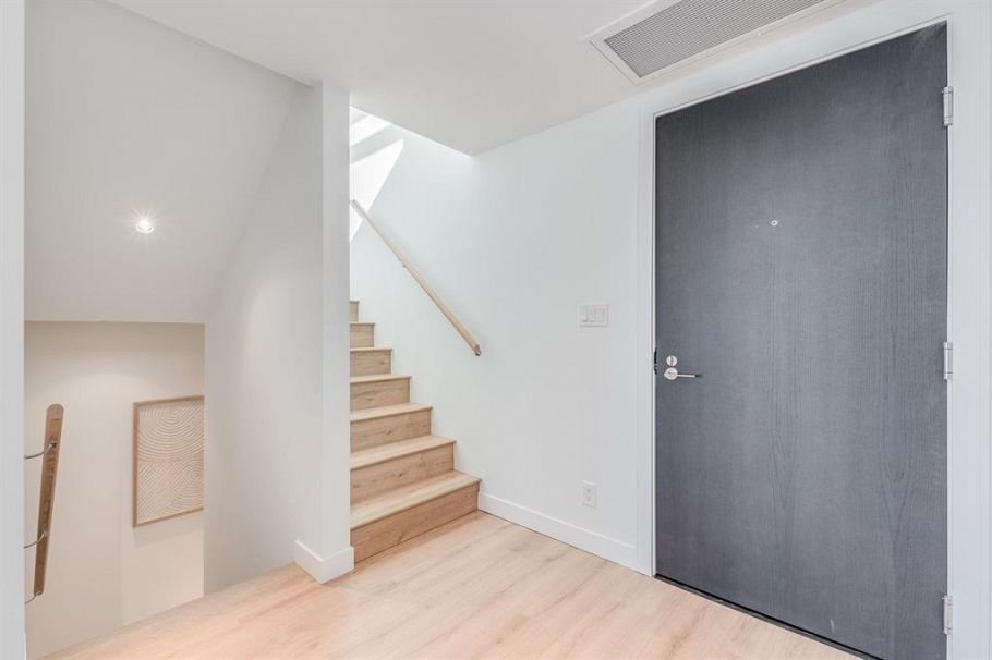 610 1500 Fern Street North Vancouver, BC - 16