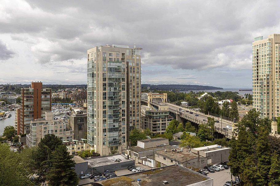 1104 889 Pacific Street Vancouver, BC - 30