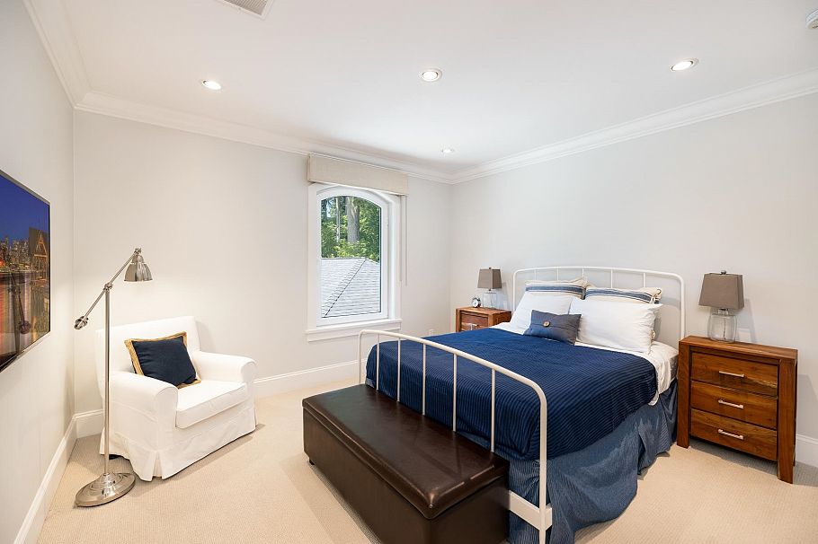 3850 St. Marys Avenue North Vancouver, BC - 24