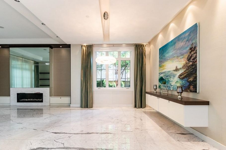 1542 W 28th Avenue Vancouver, BC - 4