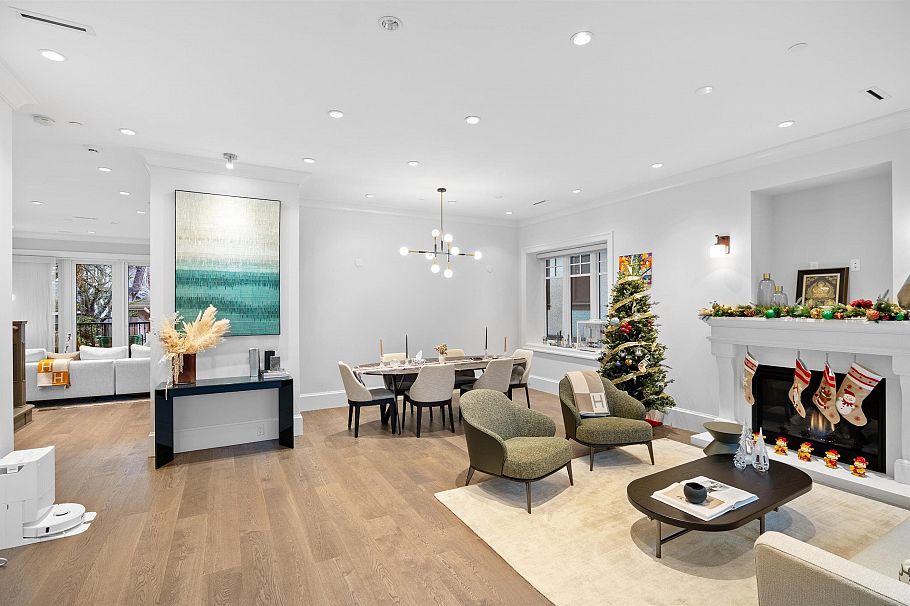 2756 W 38th Avenue Vancouver, BC - 4