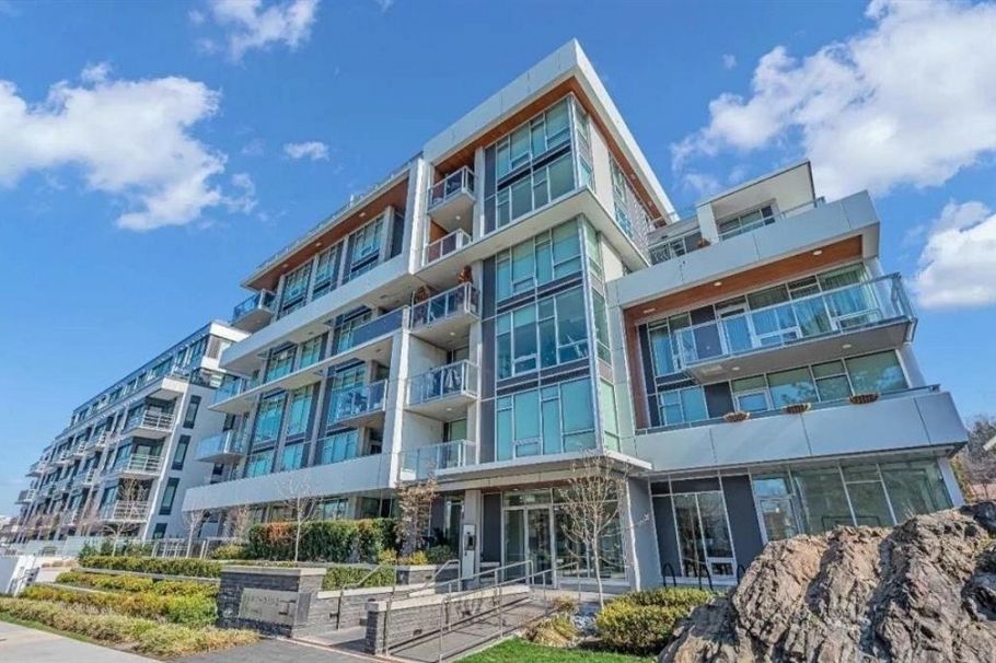 306 4988 Cambie Street Vancouver, BC - 1