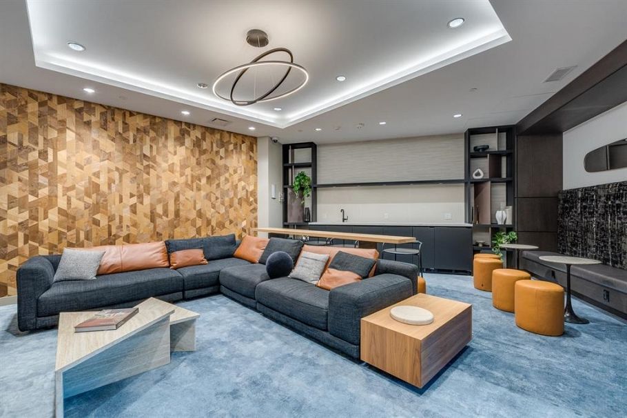 610 1500 Fern Street North Vancouver, BC - 27