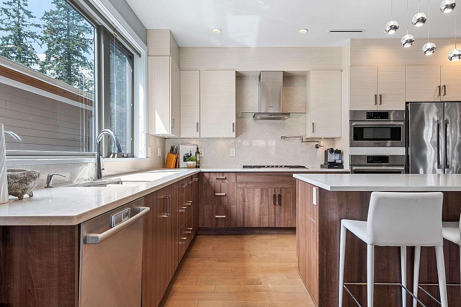 503 Crestwood Avenue North Vancouver, BC - 8