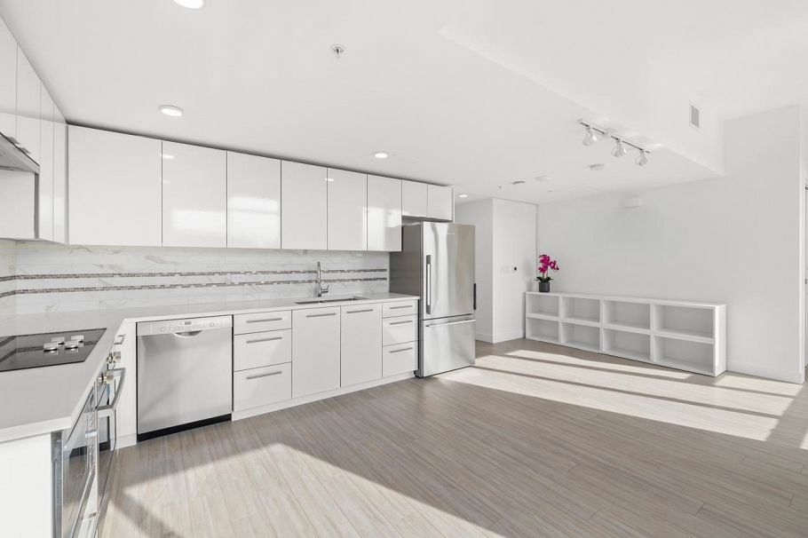 578 438 W King Edward Avenue Vancouver, BC - 9