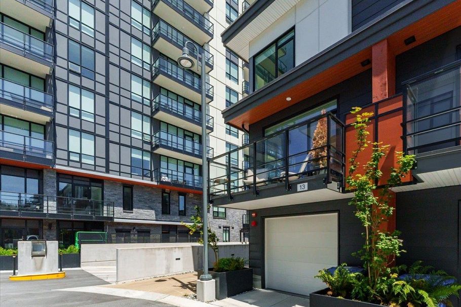 13 2728 Acadia Road Vancouver, BC - 23