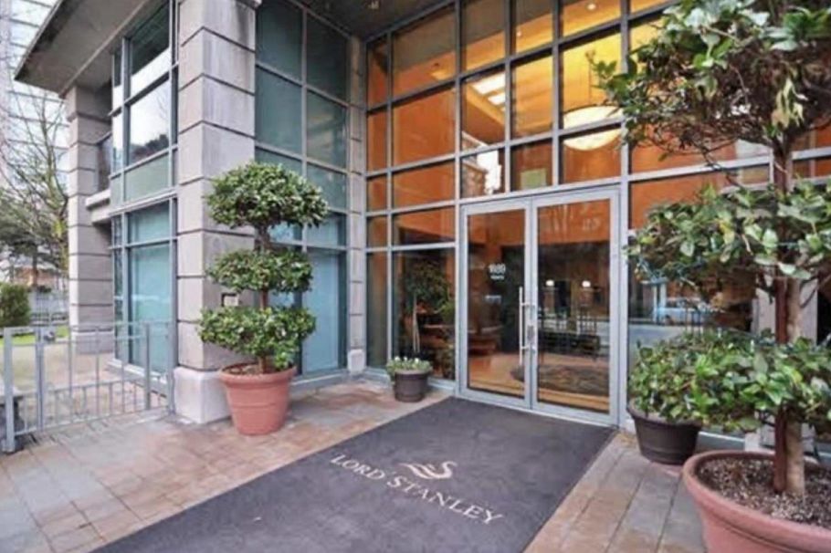 207 1889 Alberni Street Vancouver, BC - 2