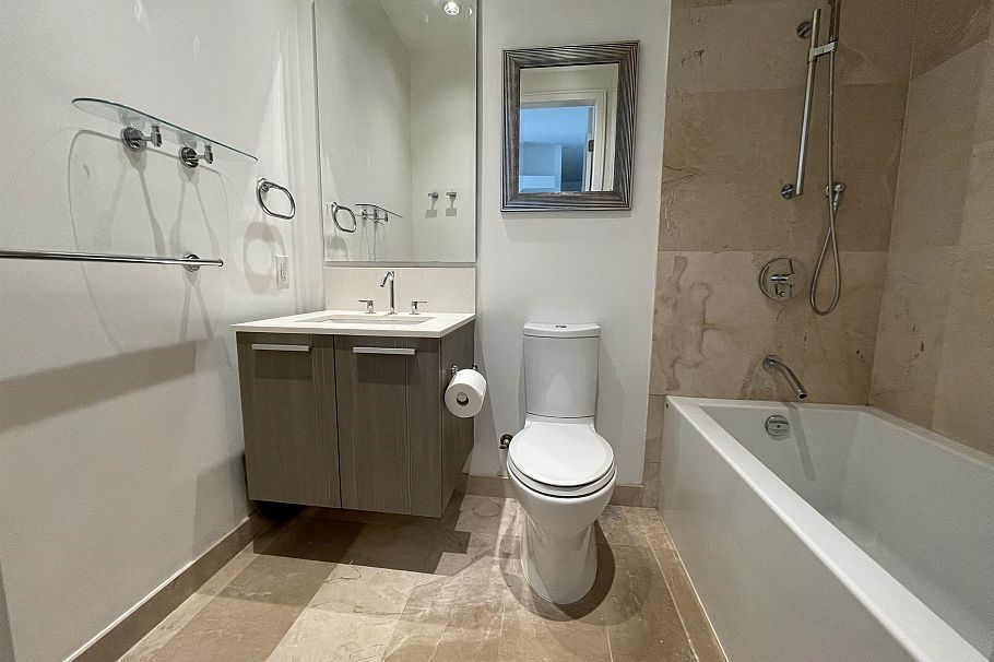 1006 1221 Bidwell Street Vancouver, BC - 8