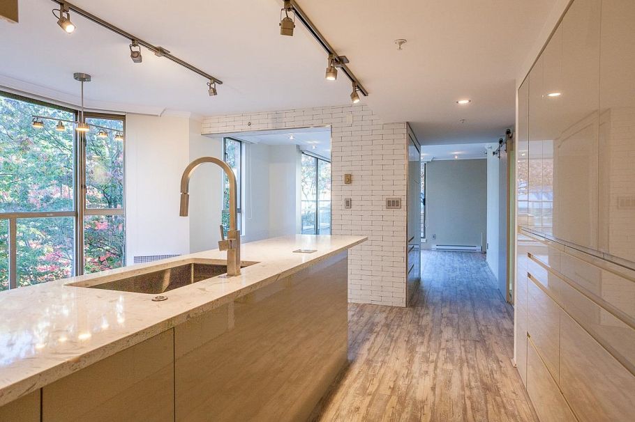 504 1488 Hornby Street Vancouver, BC - 3