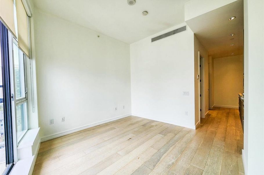 1006 1221 Bidwell Street Vancouver, BC - 4