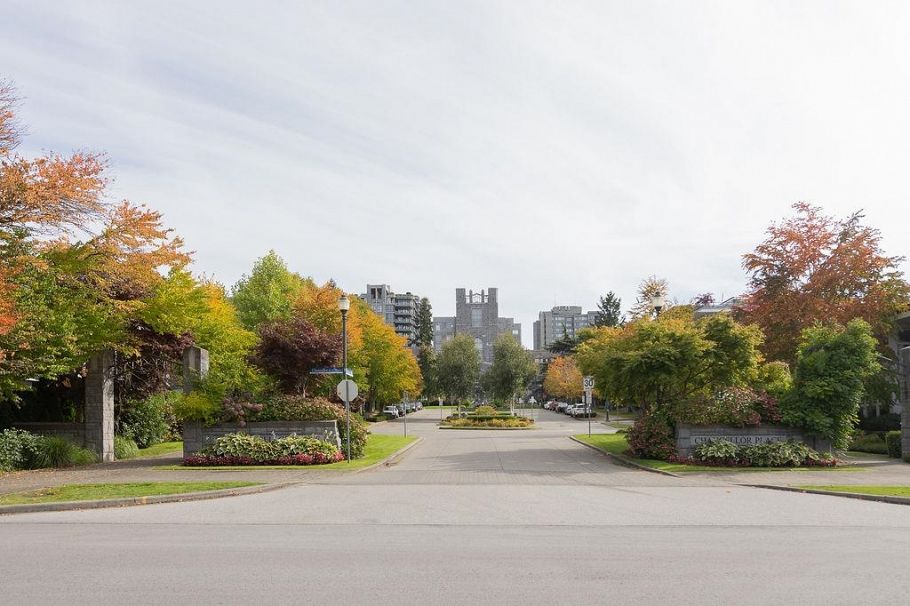 5952 Chancellor Mews Vancouver, BC - 35