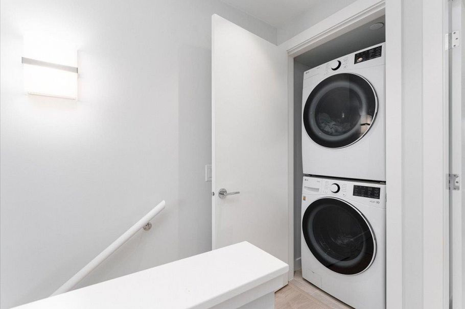 13 2728 Acadia Road Vancouver, BC - 14