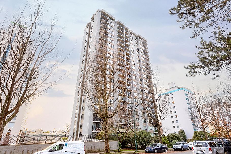 1202 1330 Harwood Street Vancouver, BC - 2