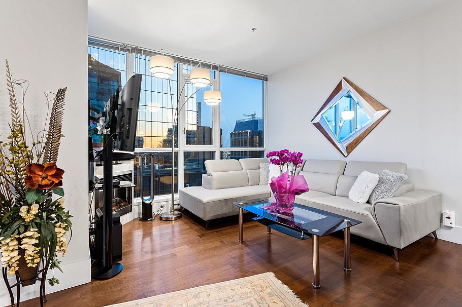 3303 1189 Melville Street Vancouver, BC - 8