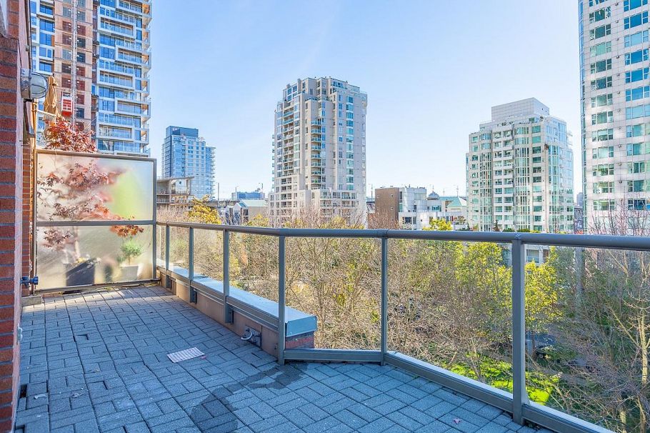 504 1488 Hornby Street Vancouver, BC - 16