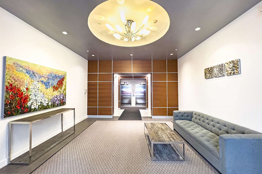 306 2128 W 40th Avenue Vancouver, BC - 3