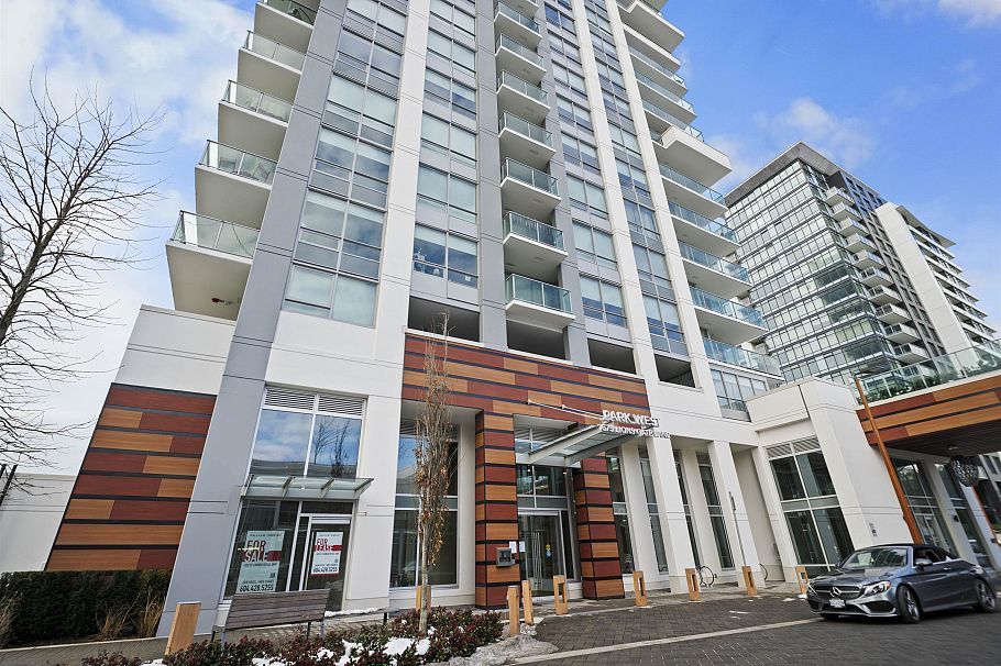 505 1675 Lions Gate Lane North Vancouver, BC - 2