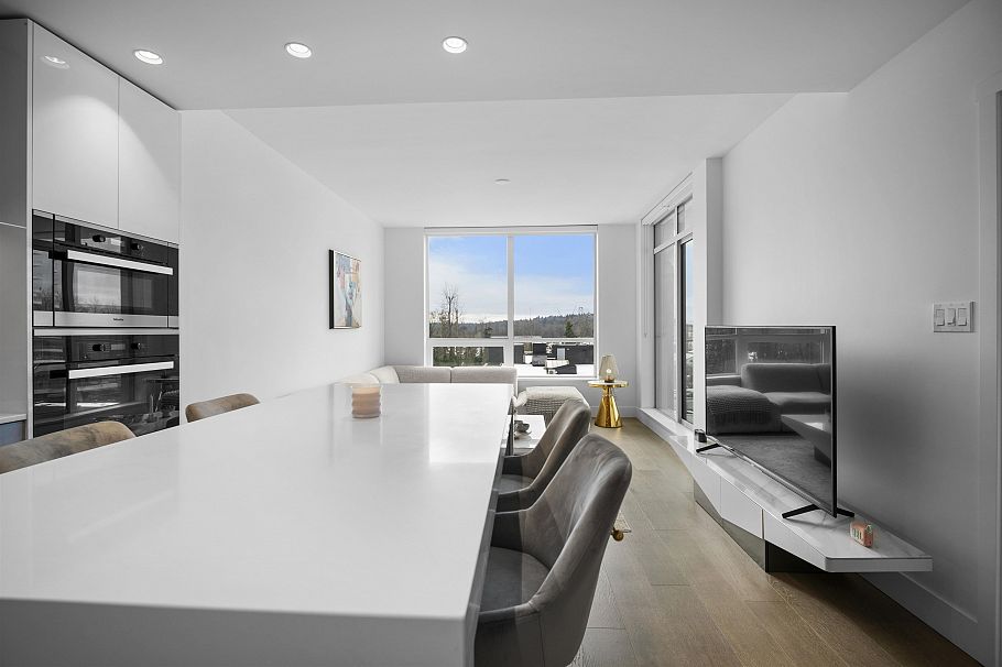 505 1675 Lions Gate Lane North Vancouver, BC - 10