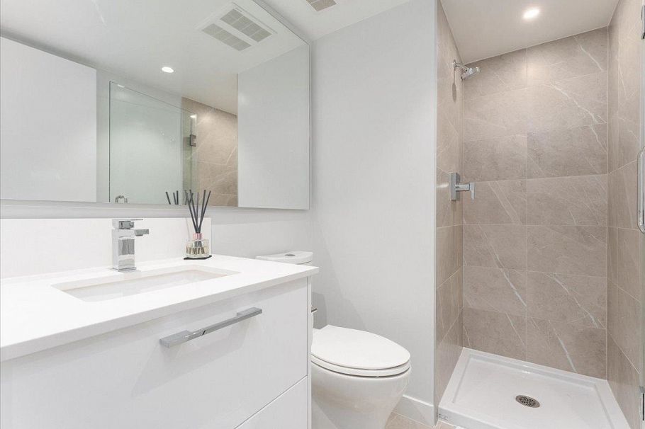 13 2728 Acadia Road Vancouver, BC - 18