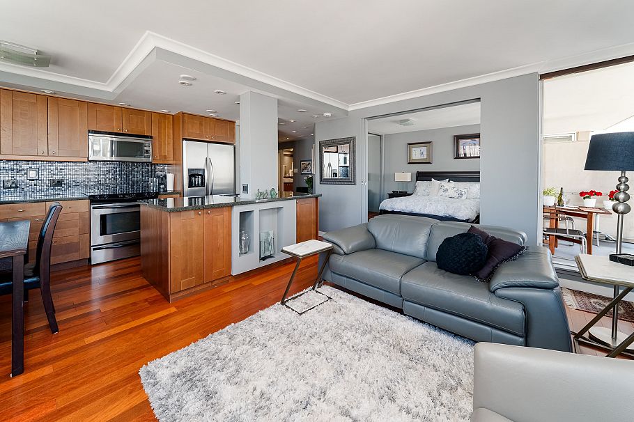 1603 1850 Comox Street Vancouver, BC - 8