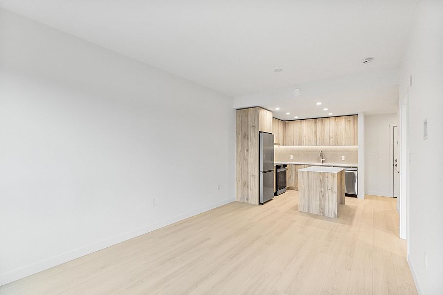 603 3596 Malsum Drive North Vancouver, BC - 12