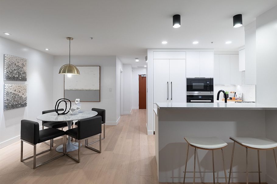 TH23 1281 W Cordova Street Vancouver, BC - 9