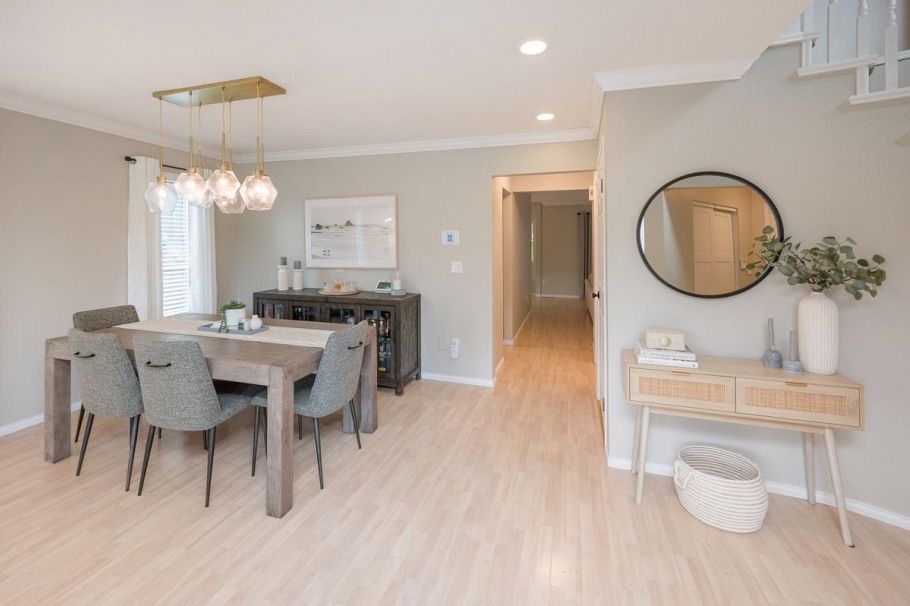 3338 Mahon Avenue North Vancouver, BC - 4