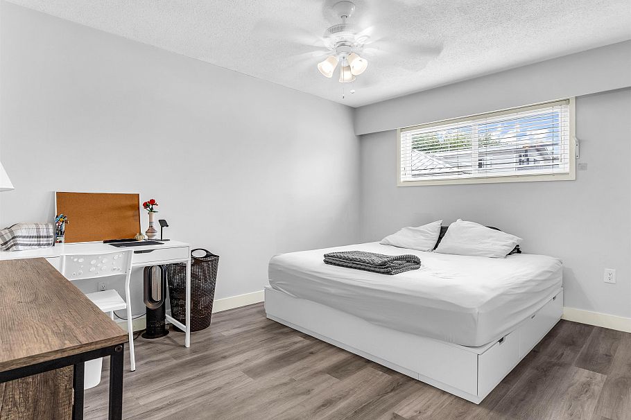 45 Renfrew Street Vancouver, BC - 12