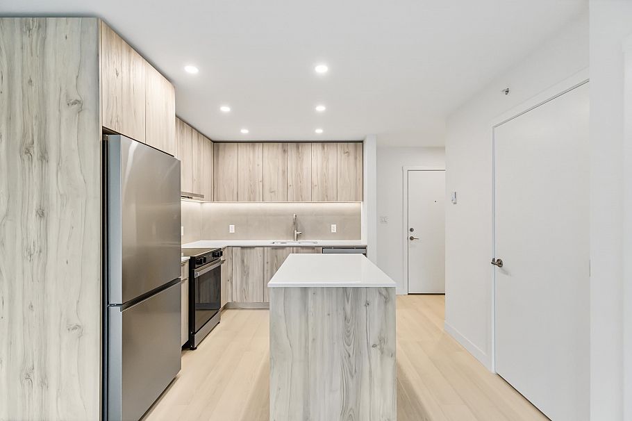 603 3596 Malsum Drive North Vancouver, BC - 7