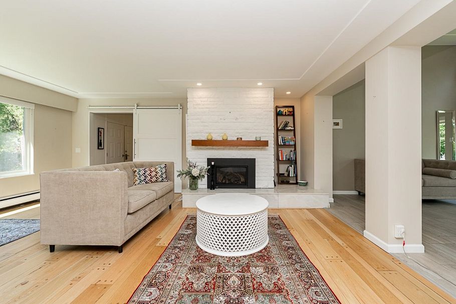 4151 Tytahun Crescent Vancouver, BC - 2