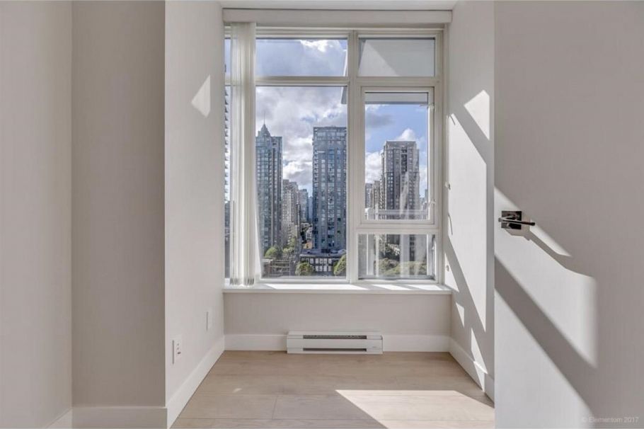 907 480 Robson Street Vancouver, BC - 12