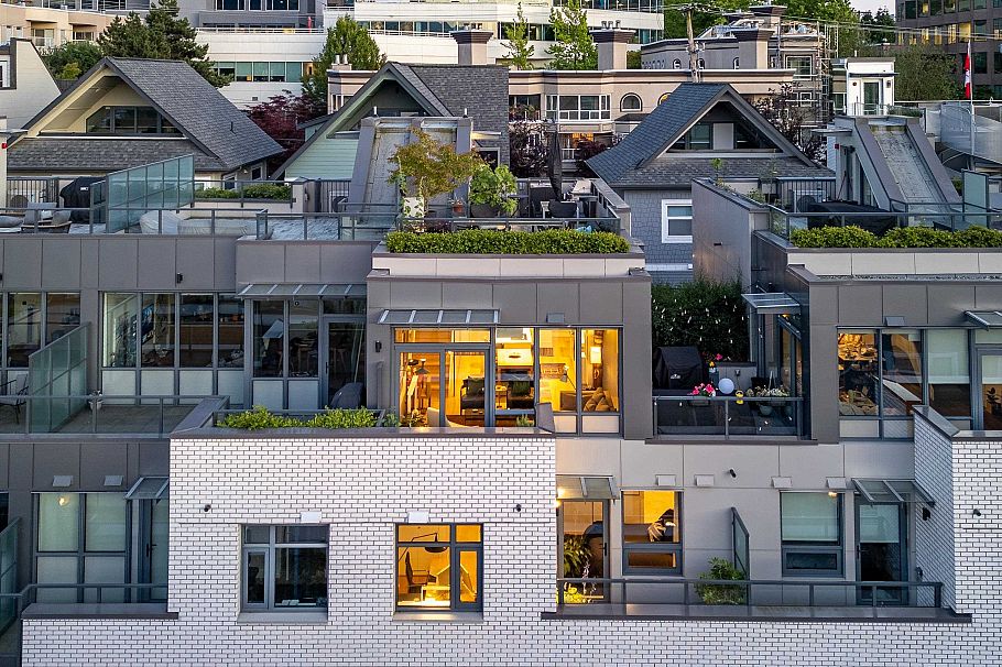 7 2366 Birch Street Vancouver, BC - 14