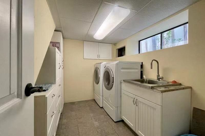 1749 West 62nd Avenue Vancouver, BC - 10