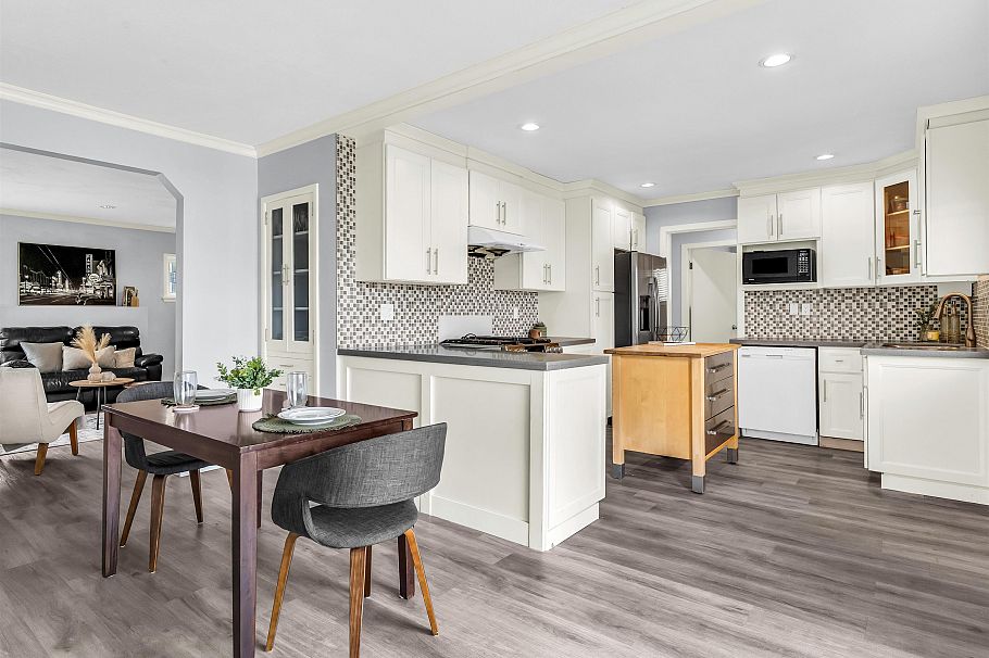 45 Renfrew Street Vancouver, BC - 10